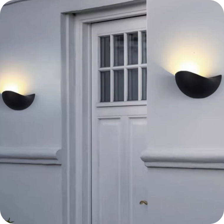 Crescent Outdoor Wall Light