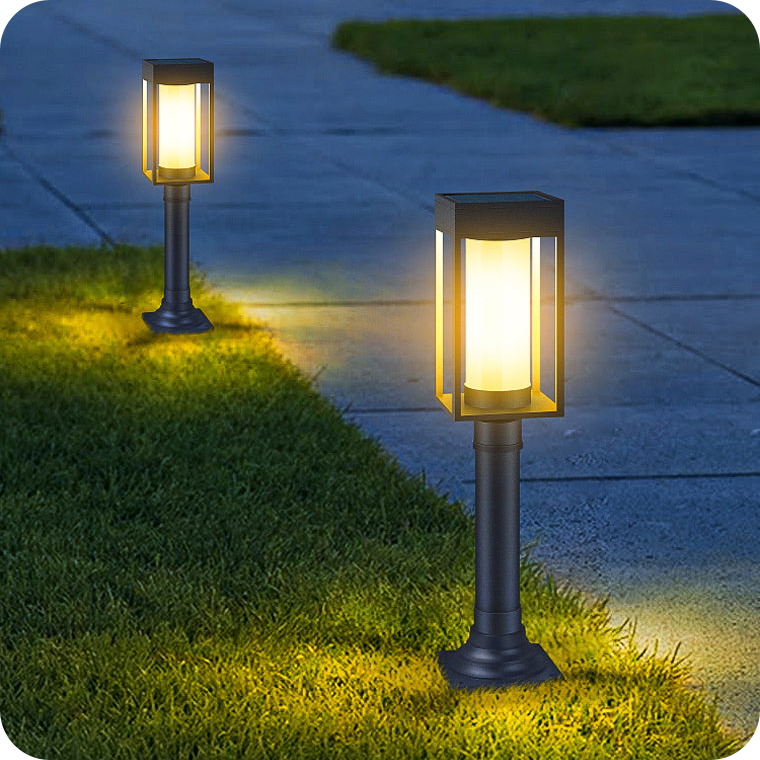 Outdoor waterproof garden lamp, villa wired, high-end yard grass lamp.