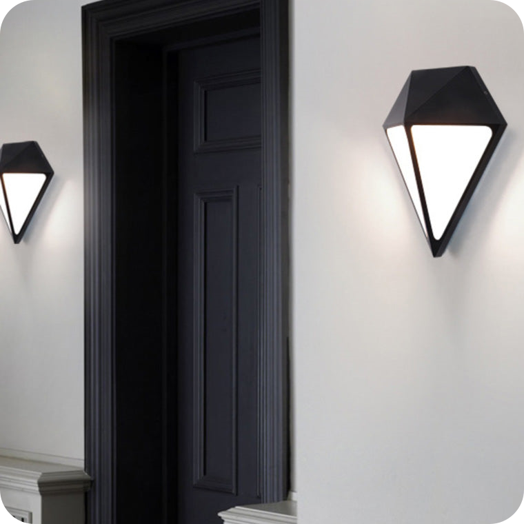 Outdoor Wall Light