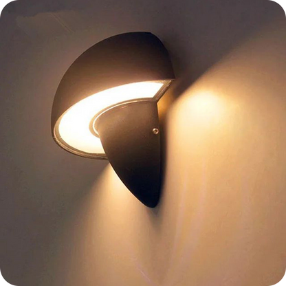 Outdoor Wall Light