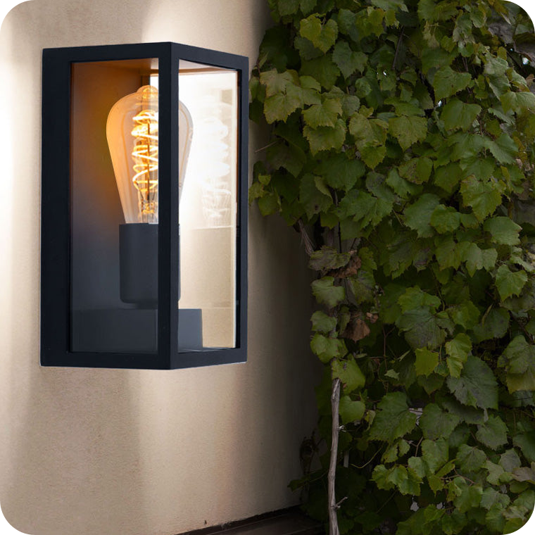 Outdoor Wall Light