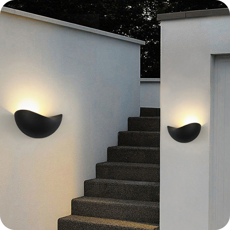 Crescent Outdoor Wall Light