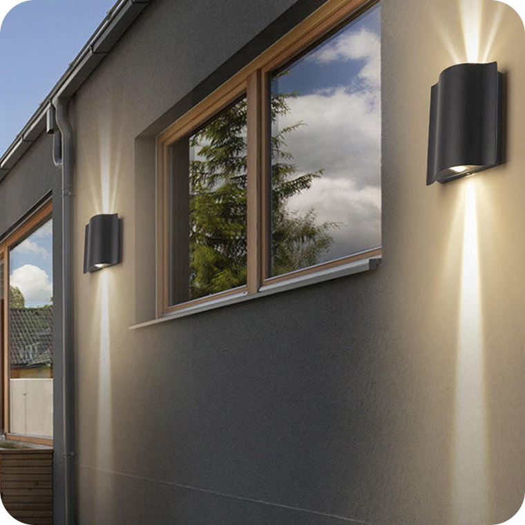 Outdoor Wall Light