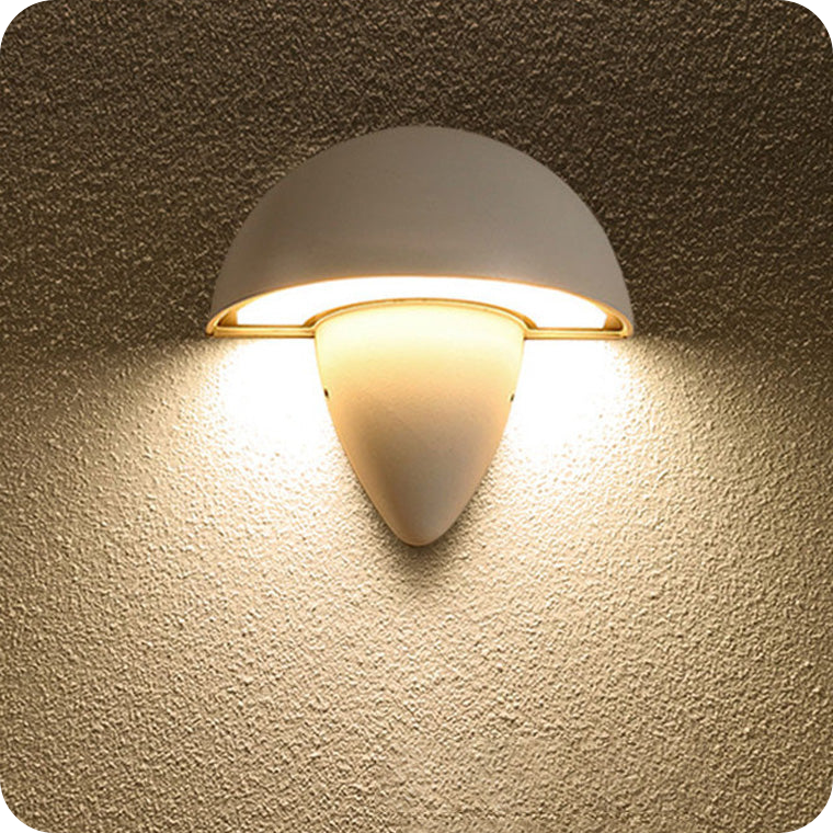 Outdoor Wall Light