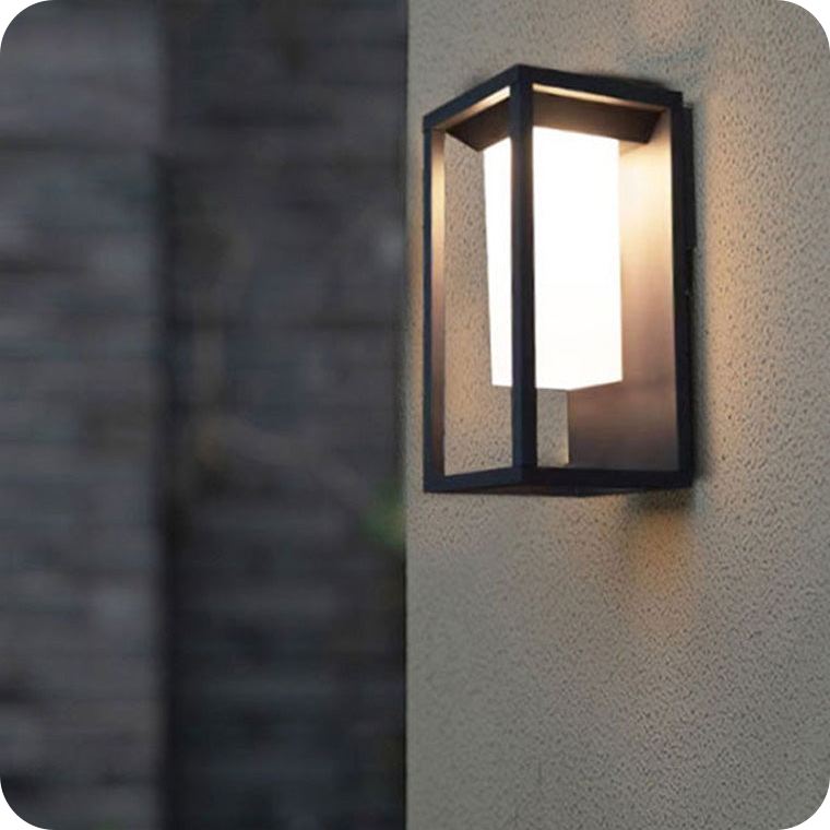 Solar Outdoor Wall Lantern