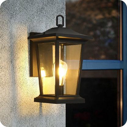 Transitional Outdoor Wall Lantern