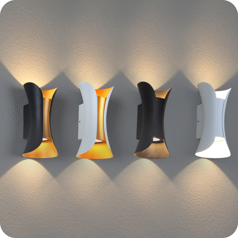 Outdoor Wall Light