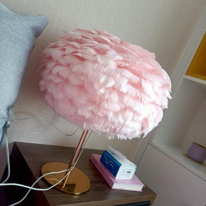 Jolie lampe de chevet ronde en plumes