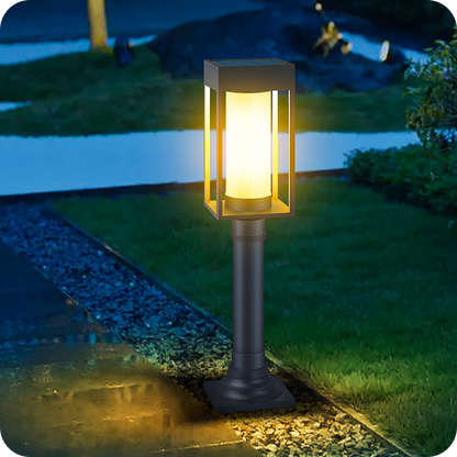 Outdoor waterproof garden lamp, villa wired, high-end yard grass lamp.