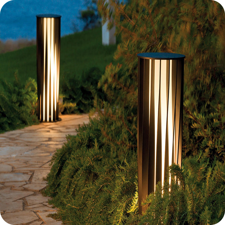 Decorative Solar Bollard Light