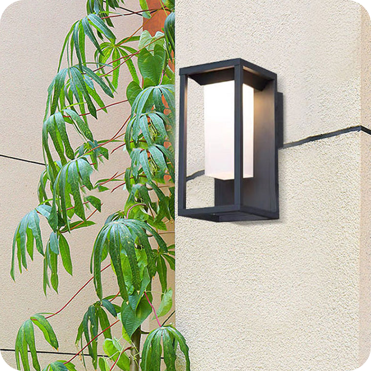 Solar Outdoor Wall Lantern