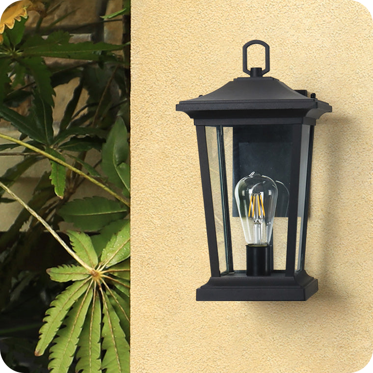 Transitional Outdoor Wall Lantern