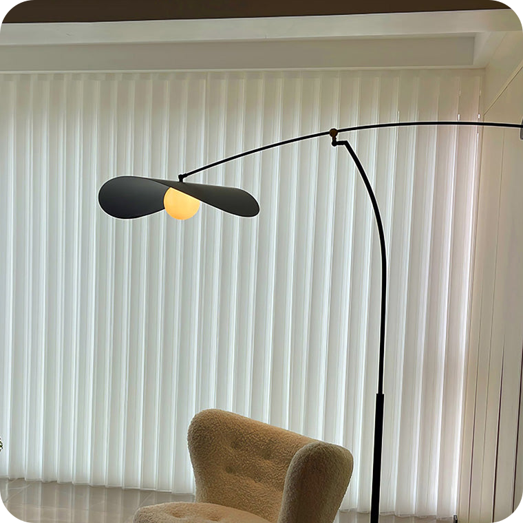 Hat Antilever Floor Lamp