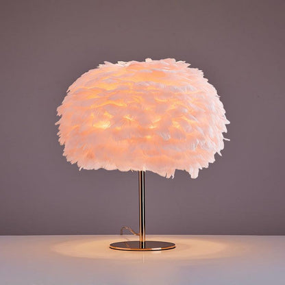 Jolie lampe de chevet ronde en plumes