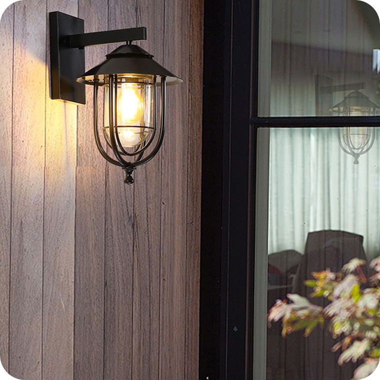 Outdoor Wall Light