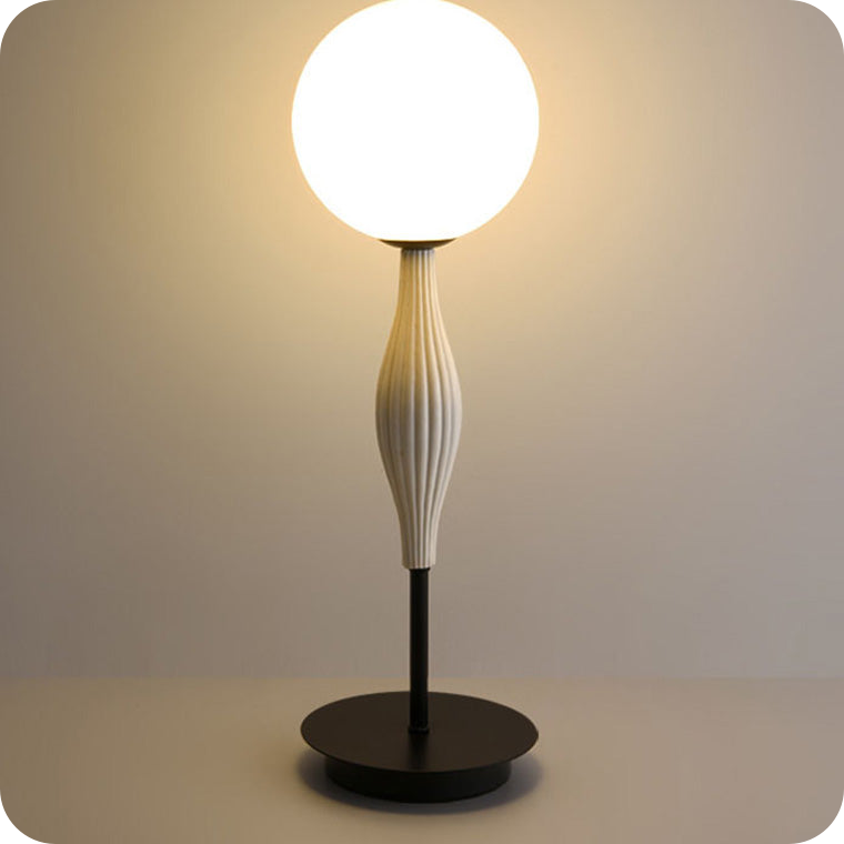 Lampadaire globe en verre