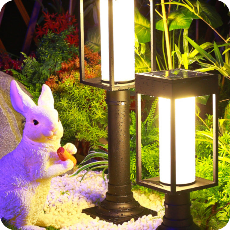 Outdoor waterproof garden lamp, villa wired, high-end yard grass lamp.