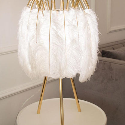 Lampe de table à plumes sur trépied élégante