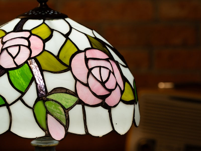 Rose Garden Glow Tiffany Table Lamp