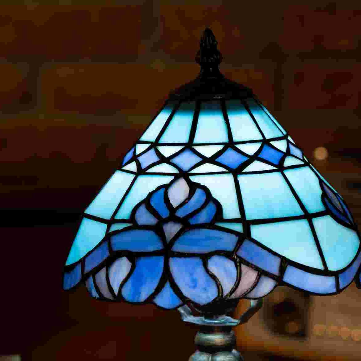 Azure Wave Bloom Tiffany Table Lamp