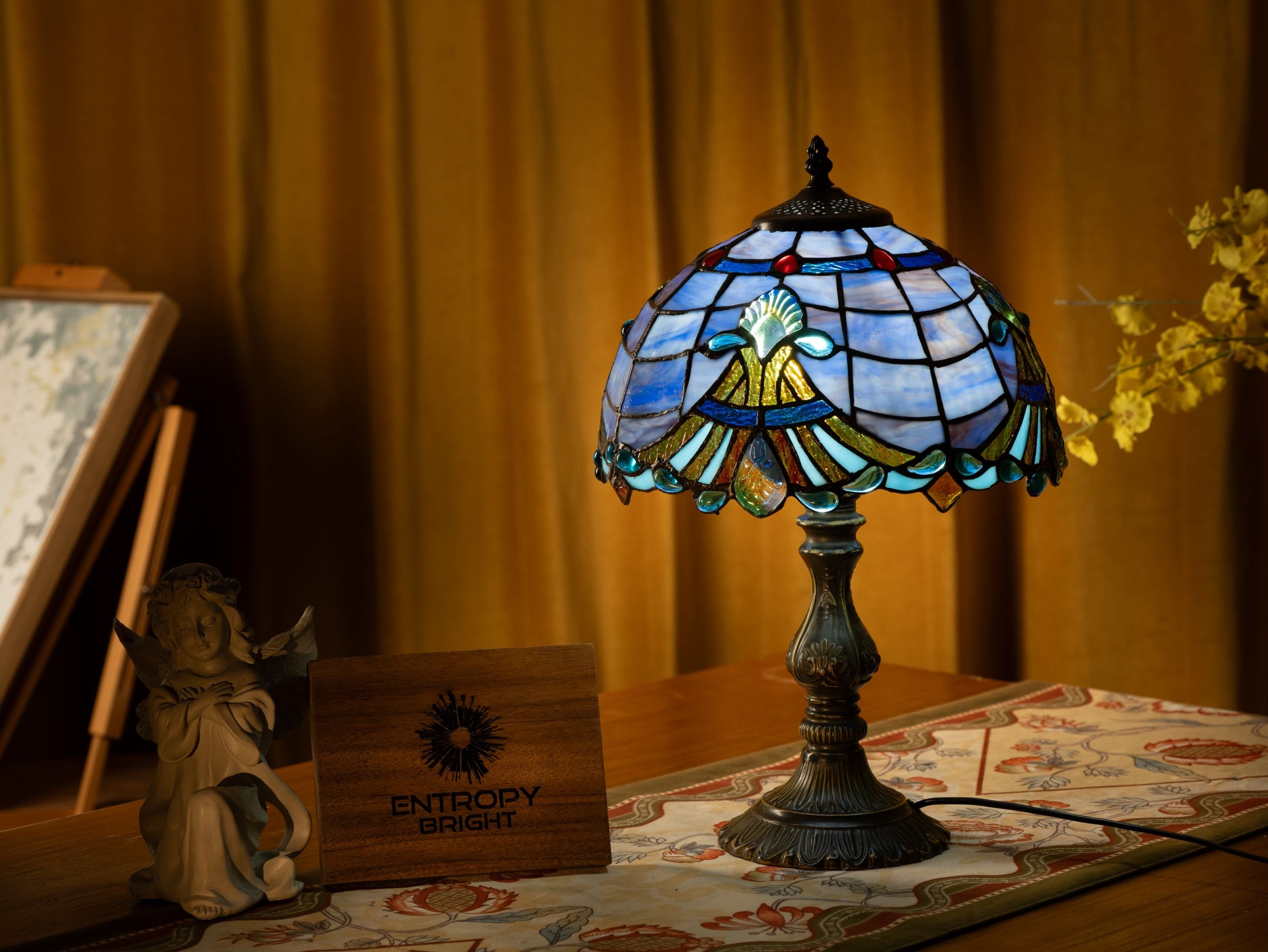 Imperial Grace Tiffany Table Lamp