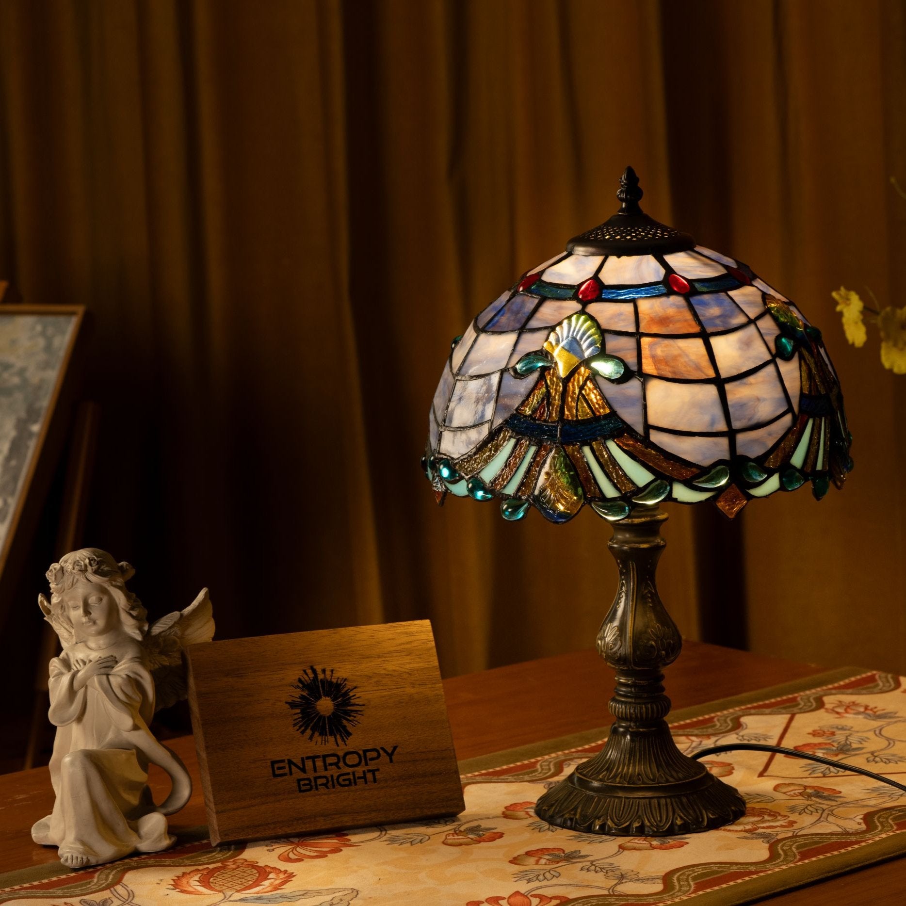 Imperial Grace Tiffany Table Lamp