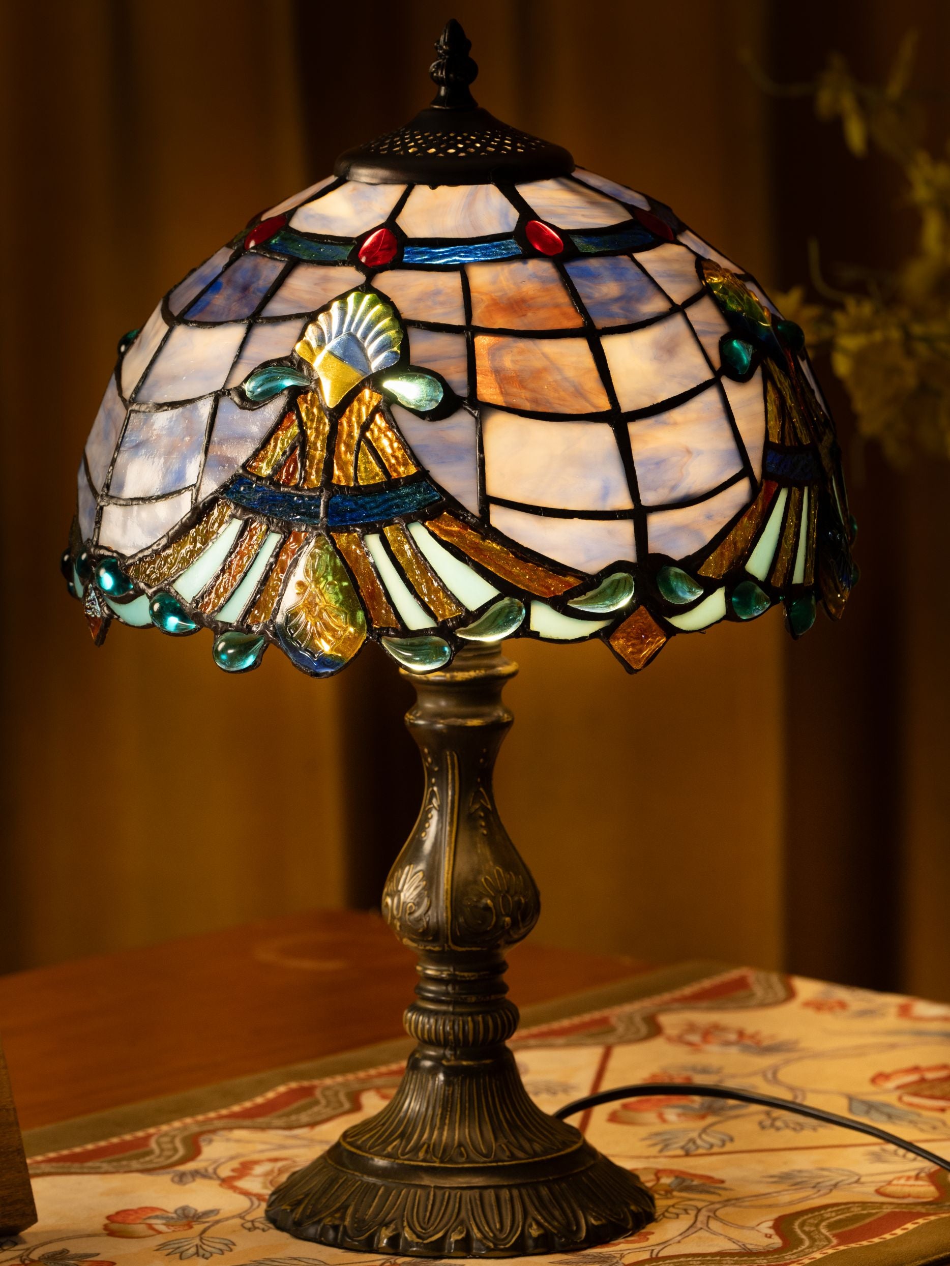 Imperial Grace Tiffany Table Lamp