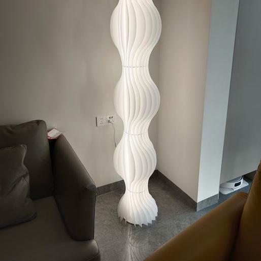 Wavy Column Floor Lamp with Hue Dimmer