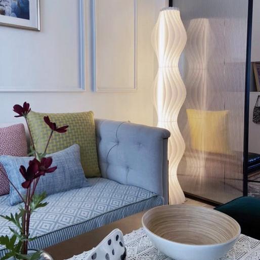 Wavy Column Floor Lamp with Hue Dimmer