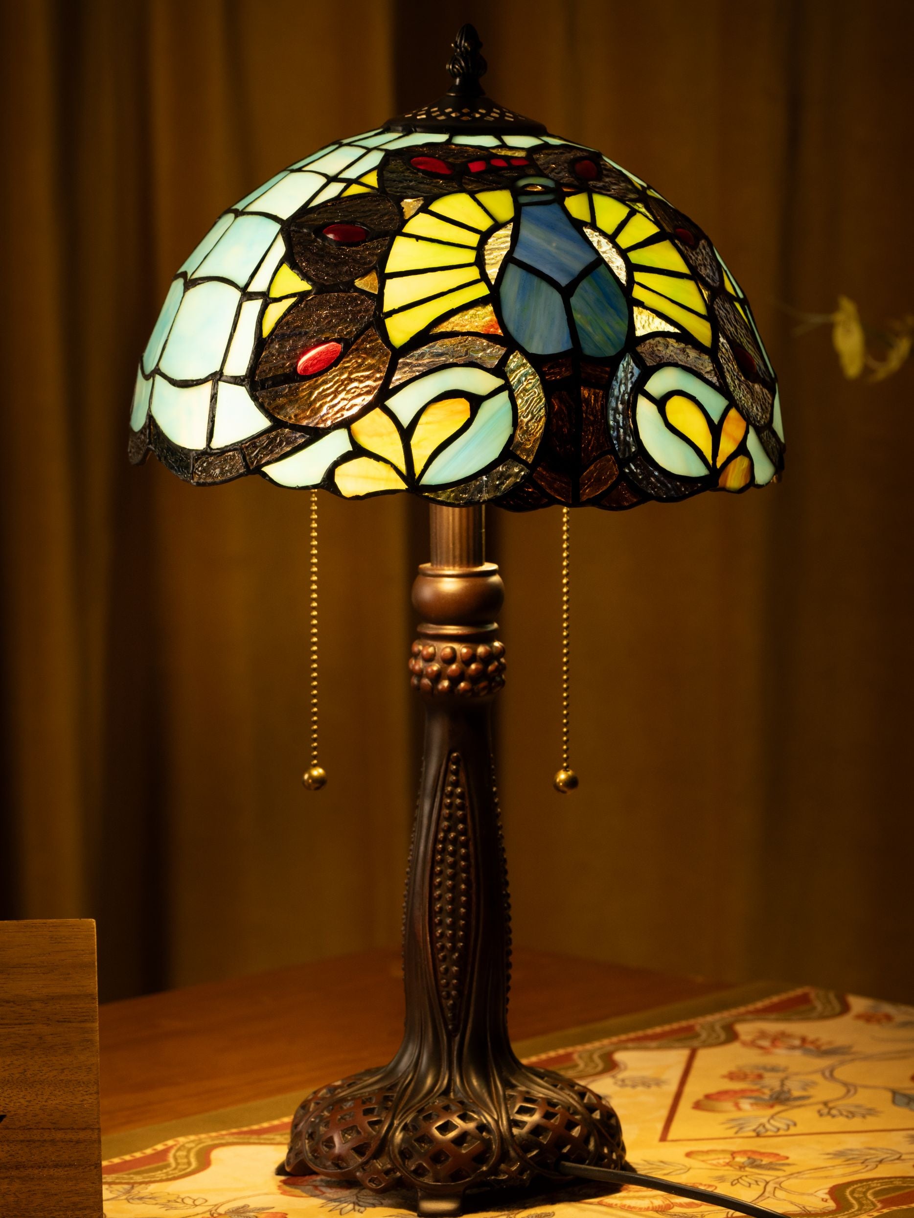 Mystic Leaf Tiffany Table Lamp