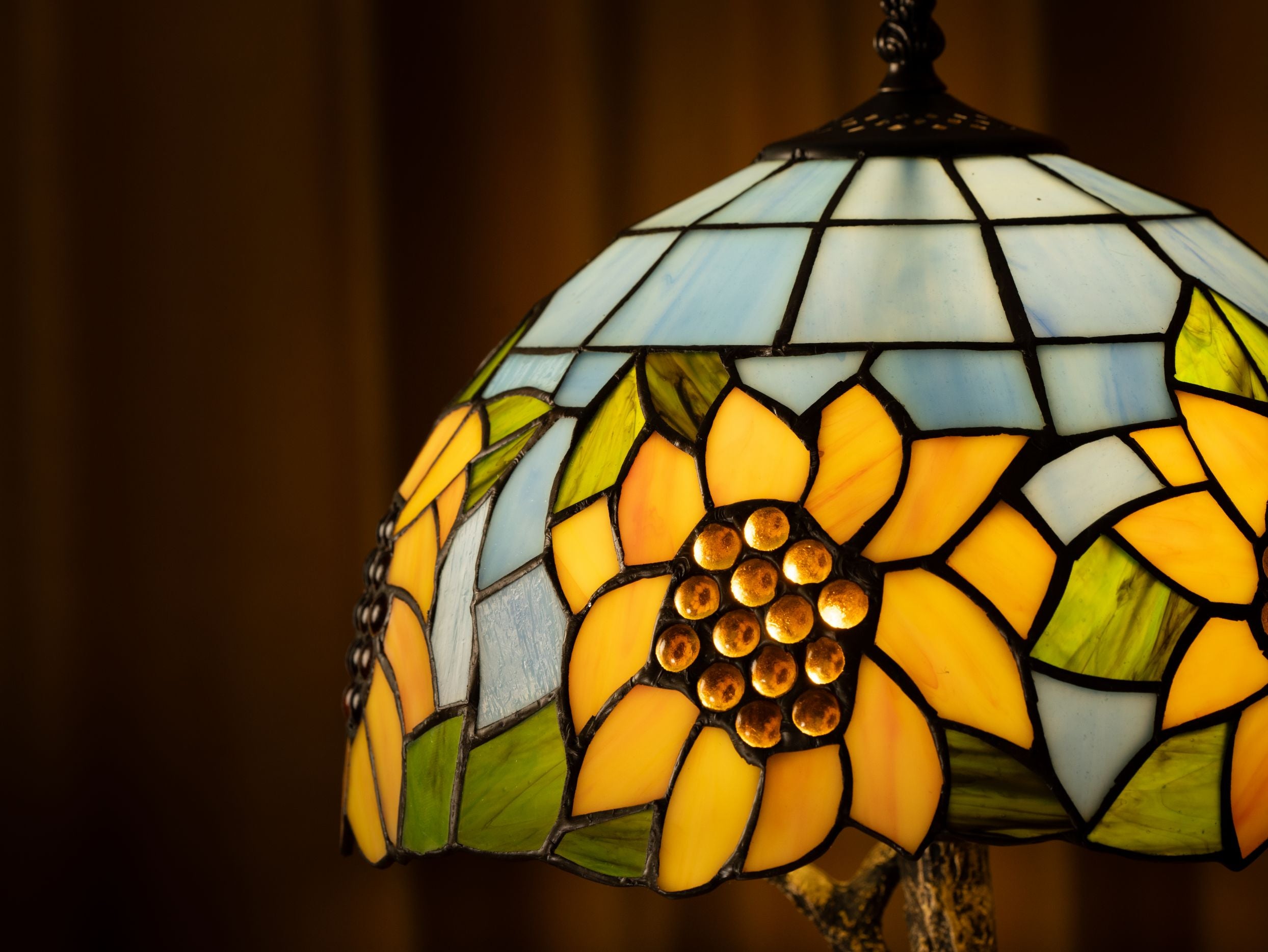 Sunflower Haven Tiffany Table Lamp