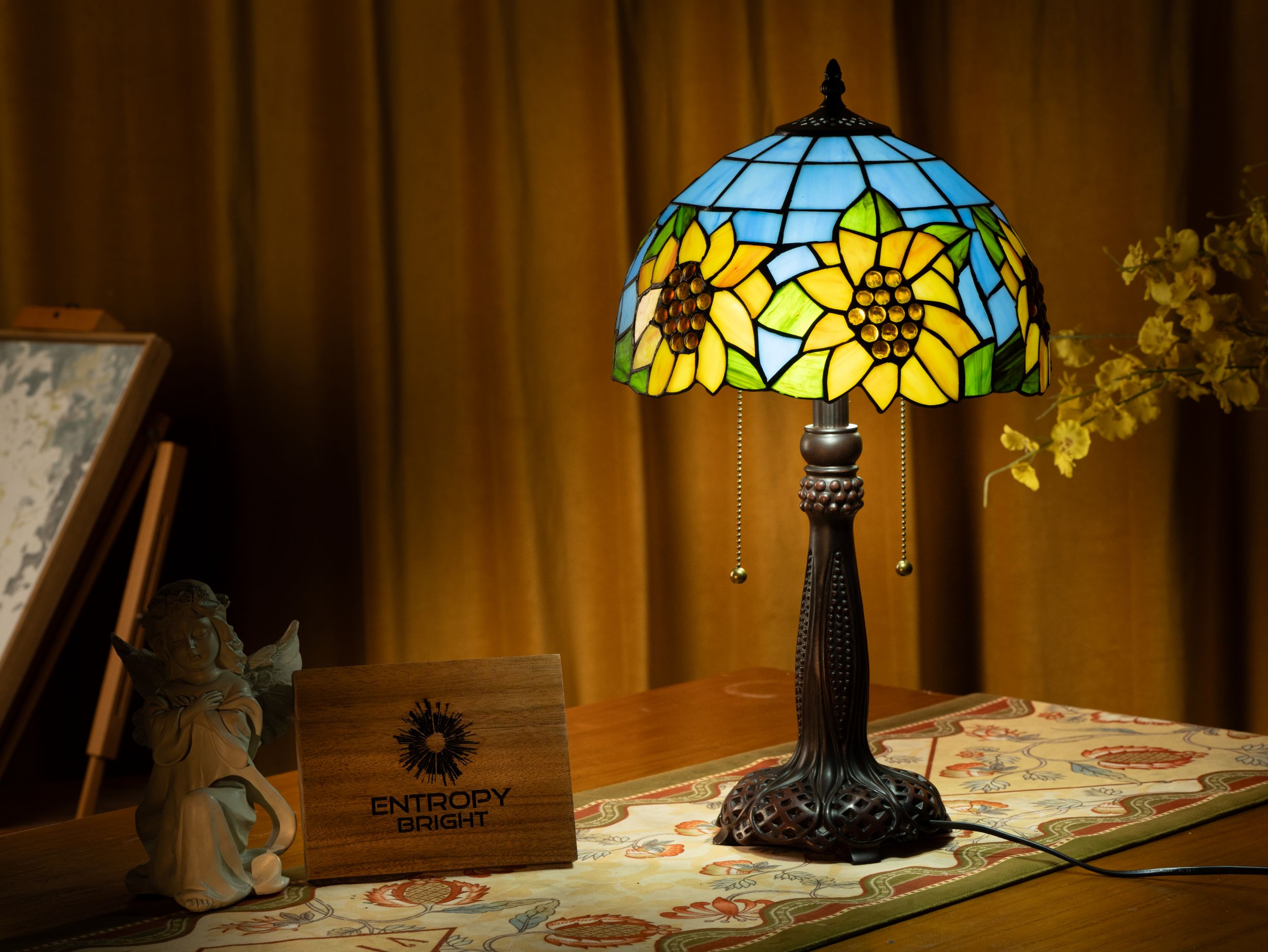 Sunflower Delight Tiffany Table Lamp