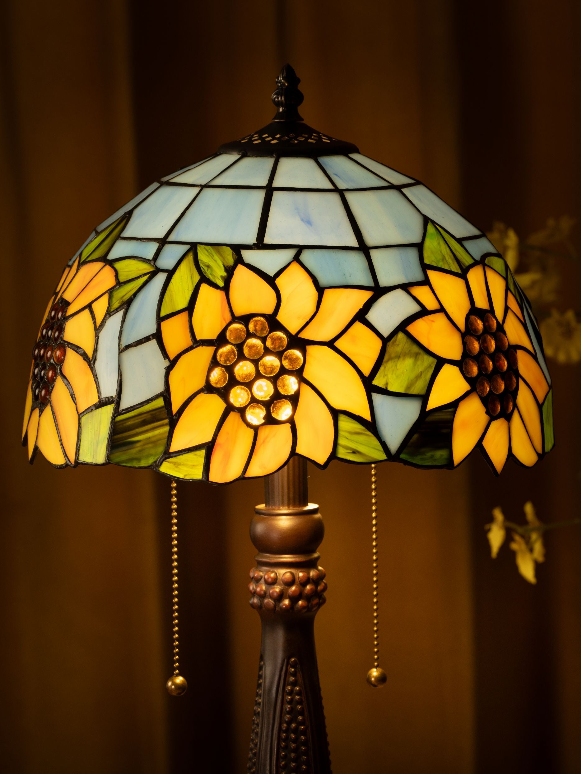 Sunflower Delight Tiffany Table Lamp