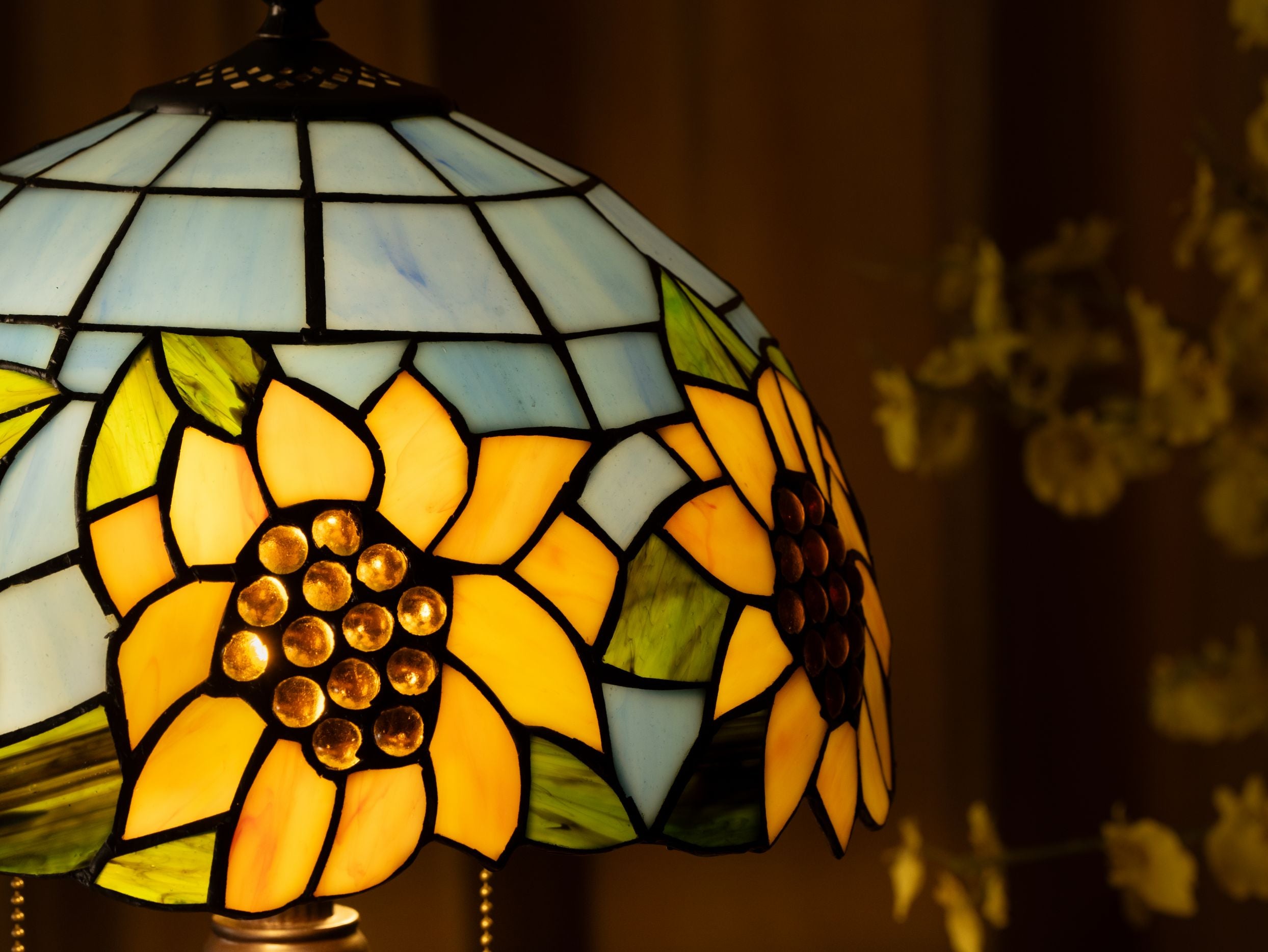 Sunflower Delight Tiffany Table Lamp