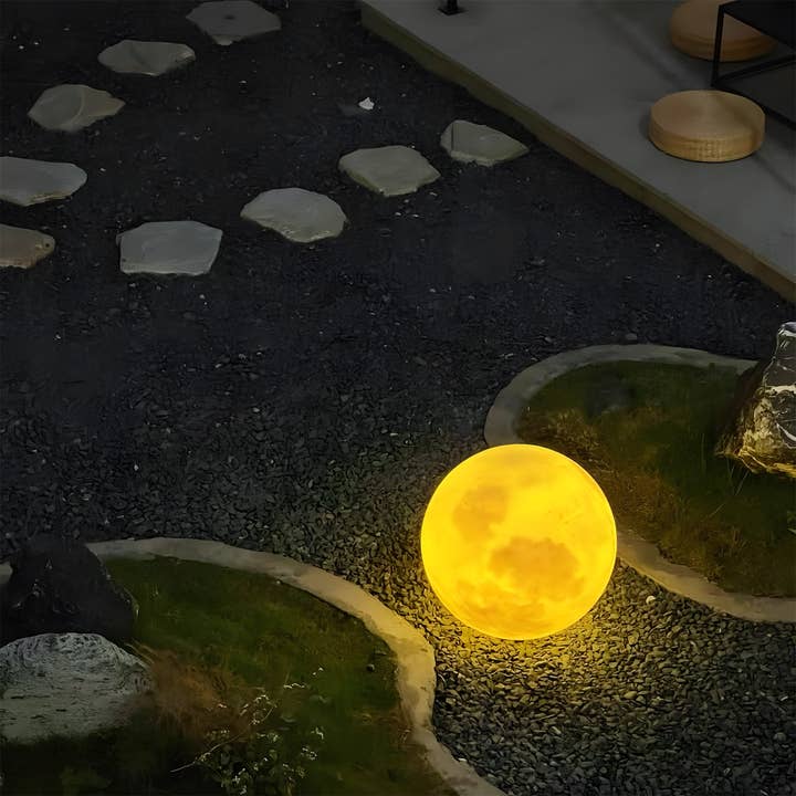 Indoor & Outdoor Waterproof Led Full Moon Lawn Lamp